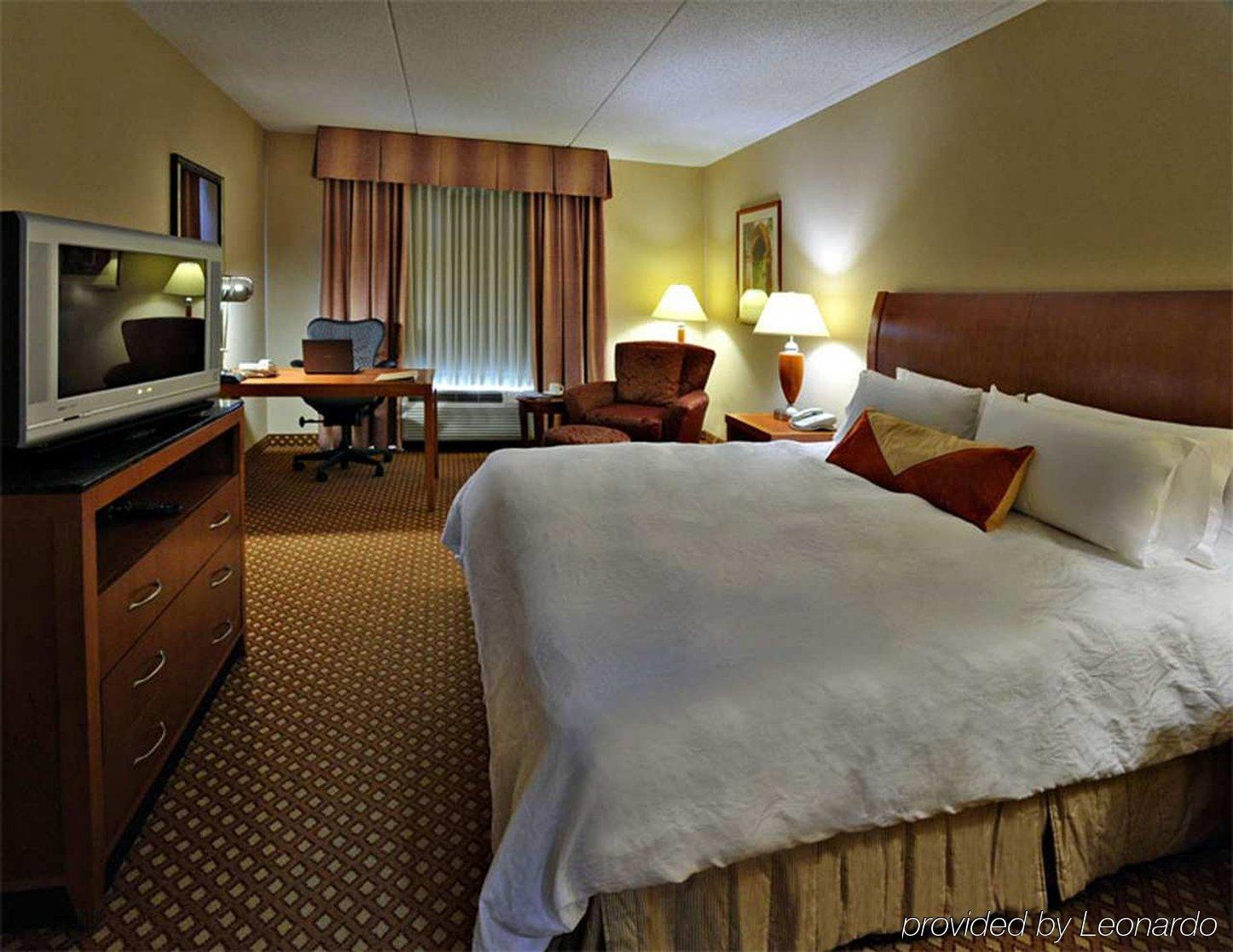 Hilton Garden Inn Tallahassee Central Room photo